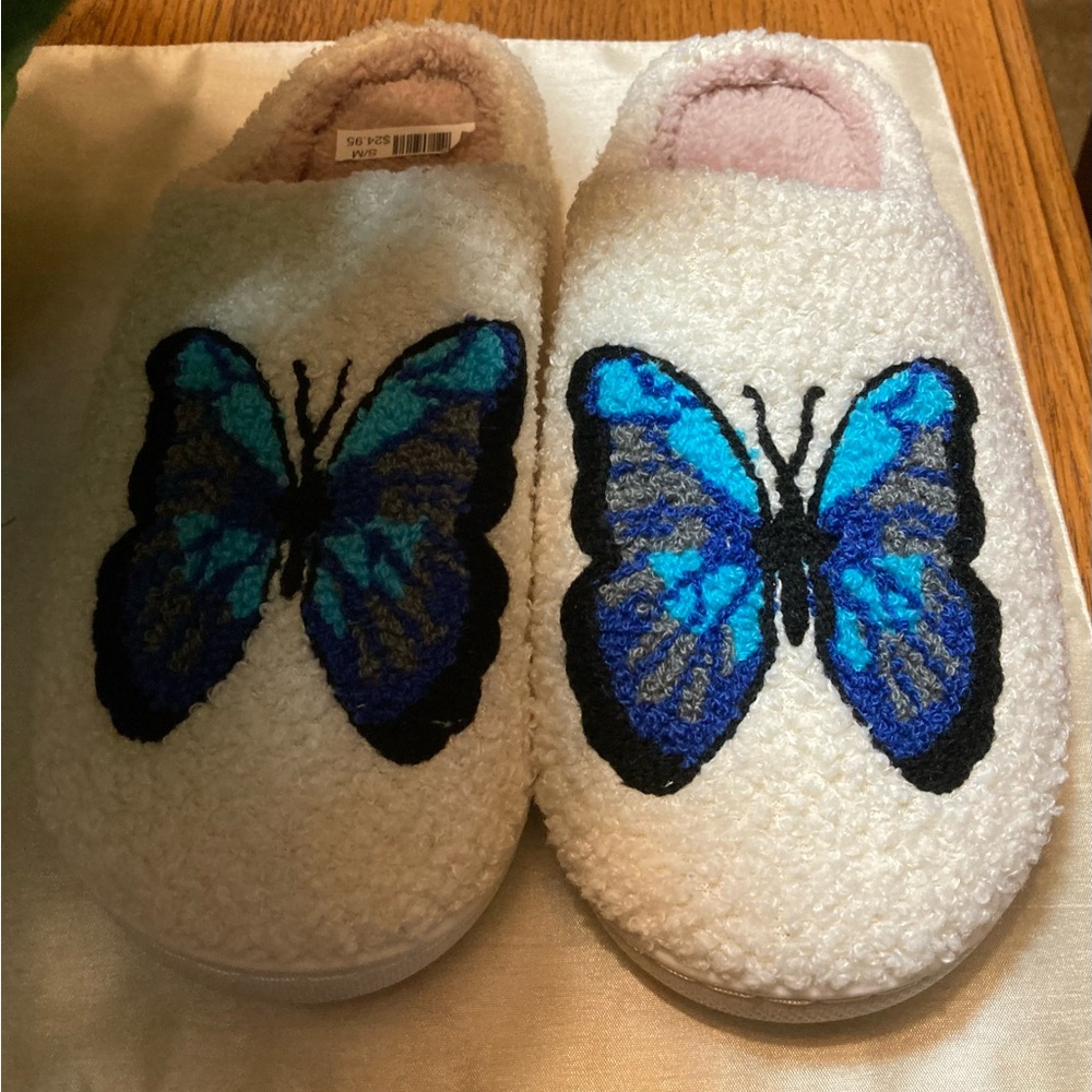 Women’s Cozy Butterfly Slippers